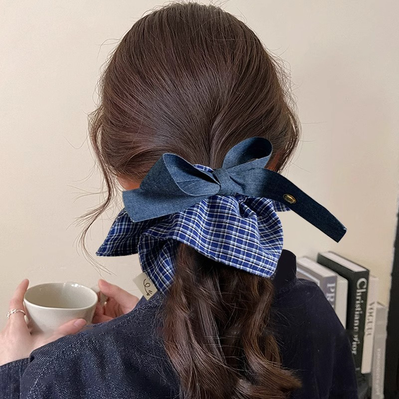 Korean-style denim blue bow check square scarf, large intestine hair tie, women's high-end look, square hair tie headwear, ponytail hair tie Application Scenario