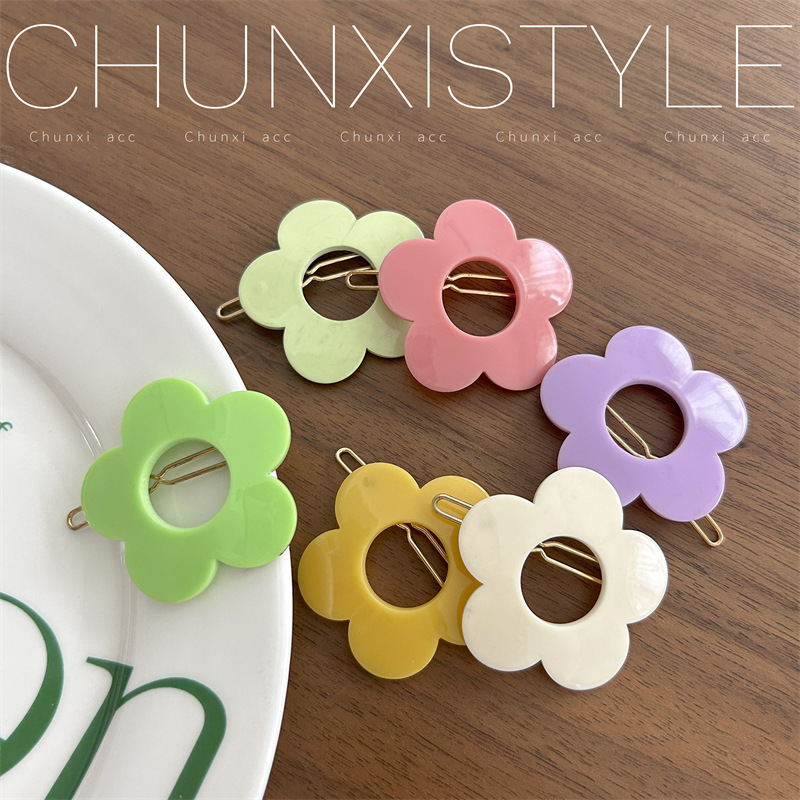 Acrylic flower clips, straight clips, children's and babies' hair clips, bangs clips, Korean ins girls' headwear and hair accessories Specification drawing