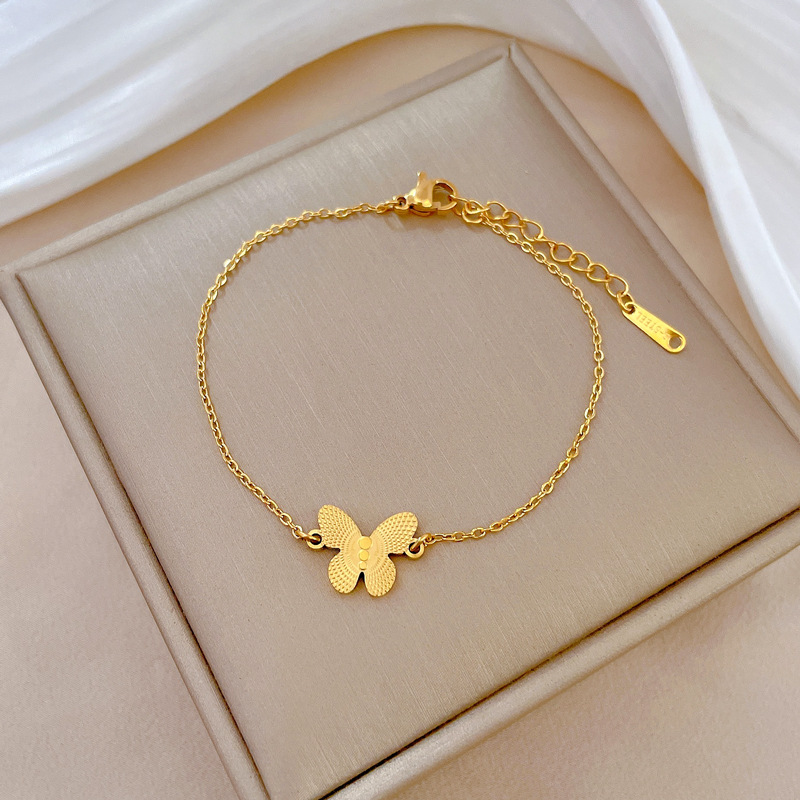 【 All-titanium Steel 】 Dongdaemun Personalized laser butterfly Chain bracelet, a retro best friend of a female Internet celebrity Application Scenario