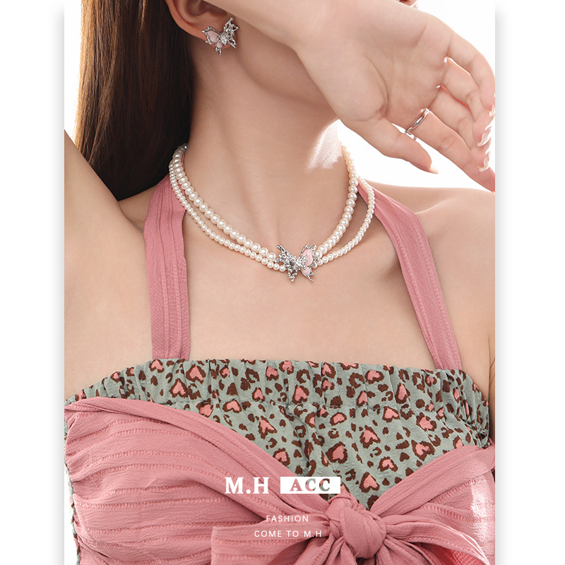 Versatile ins Barbie pink butterfly necklace for women, summer high-end zircon collarbone chain, fashionable commuting accessory wholesale details Picture