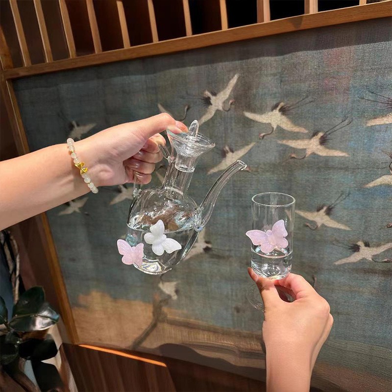 A set of high-temperature resistant high borosilicate glass water bottle for making Song Dynasty imperial concubine flower tea, with a high-end butterfly ewer Specification drawing