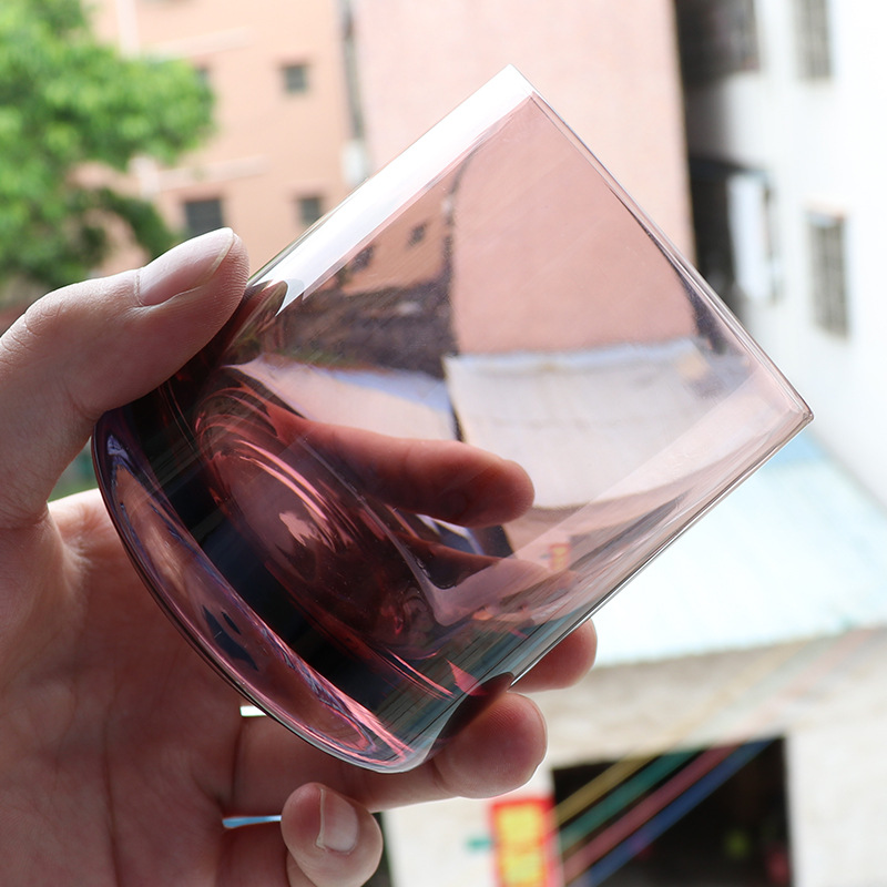 Wholesale hotel room glass mouthwash cups, creative and simple colored glass cups, colorants, straight glass mouthwash cups Application Scenario
