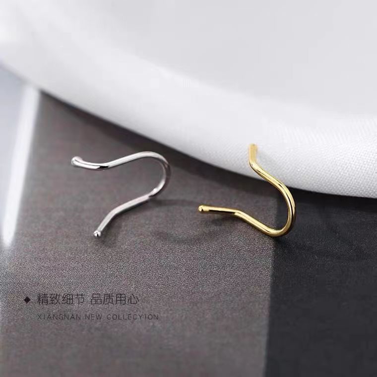 Simple line stud earrings for women with a niche design sense on Instagram, a new Korean style trendy and versatile daily ear accessory details Picture