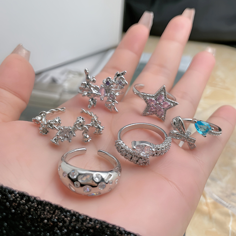 French-style gentle and elegant bow star-shaped opening ring for women, a niche and high-end, light luxury irregular butterfly ring Specification drawing