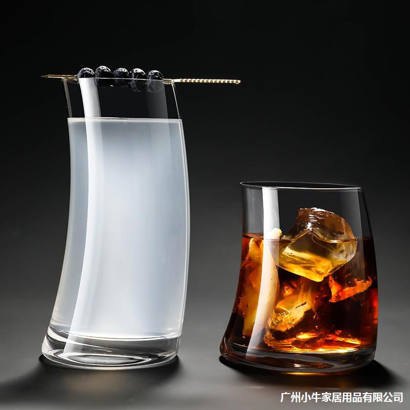 Wholesale of popular Instagram irregular-shaped glass cups, Nordic creative sail cups, crescent cups, juice cups and cocktail cups Application Scenario
