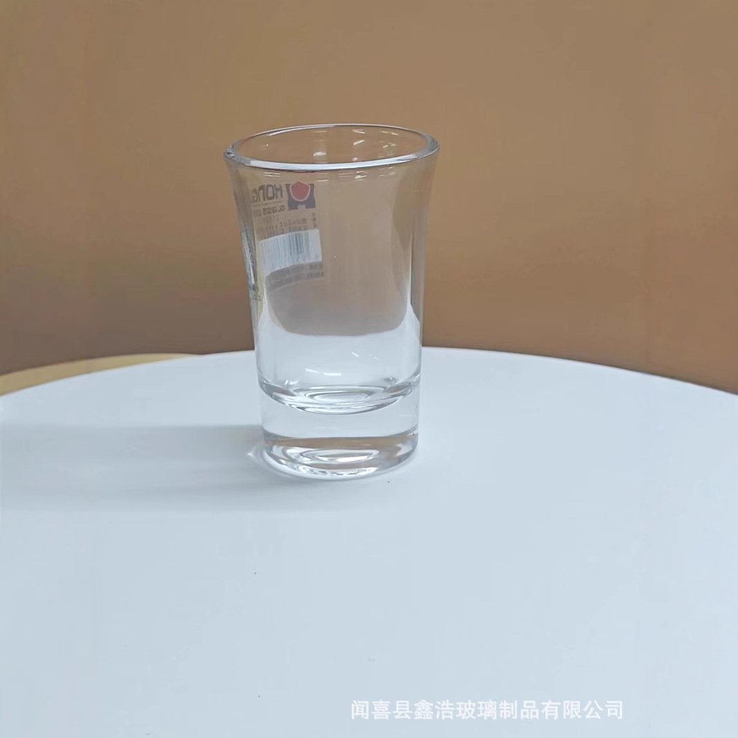 European-style Baijiu cups, small wine glasses, spirits cups, bullet cups, 2102 cups, Baijiu cups, one-sipped cups, tall glasses, glass cups Item Picture