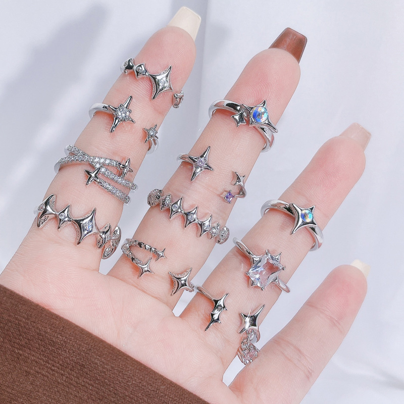 Simple and fashionable, irregular starlight design open ring, ins cold style, individual and high-end, elegant index finger ring Application Scenario