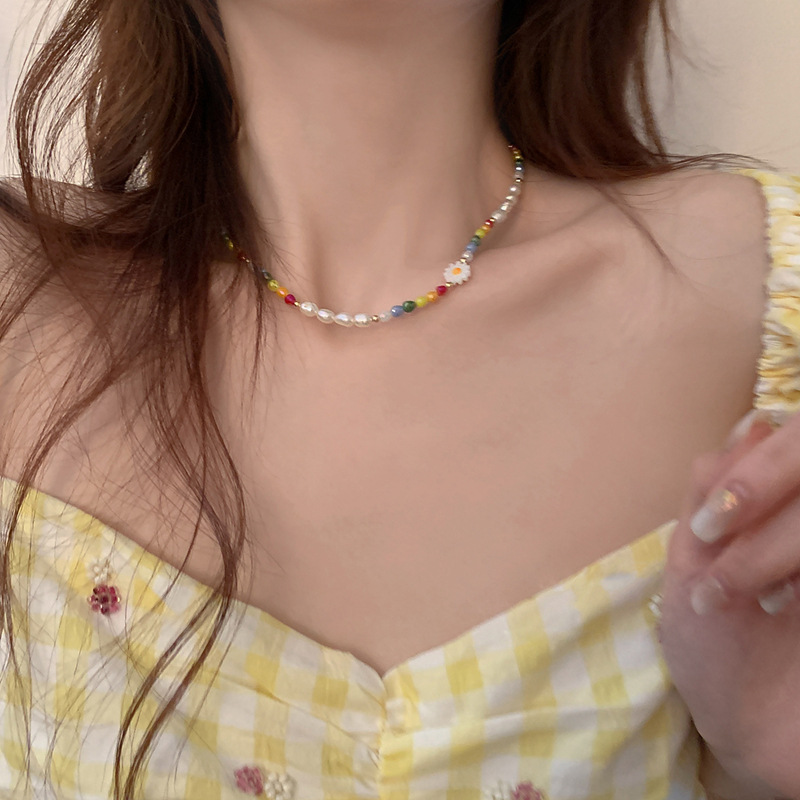 Dopamine colorful Daisy flower necklace Pearl Summer 2024 Light Luxury collarbone chain design Necklace bracelet full figure