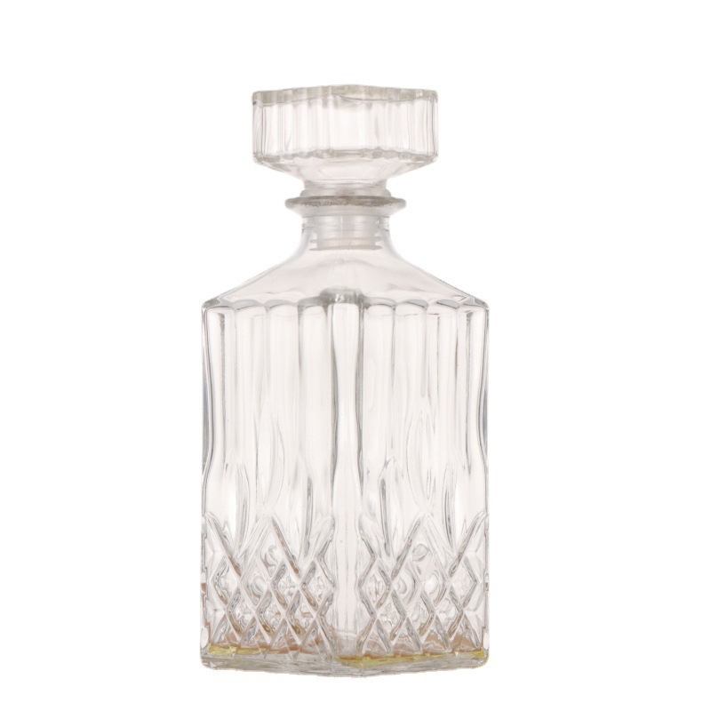 A 950ml European ins square crystal glass whisky bottle with a 230ml Bohemian wine glass set Item Picture