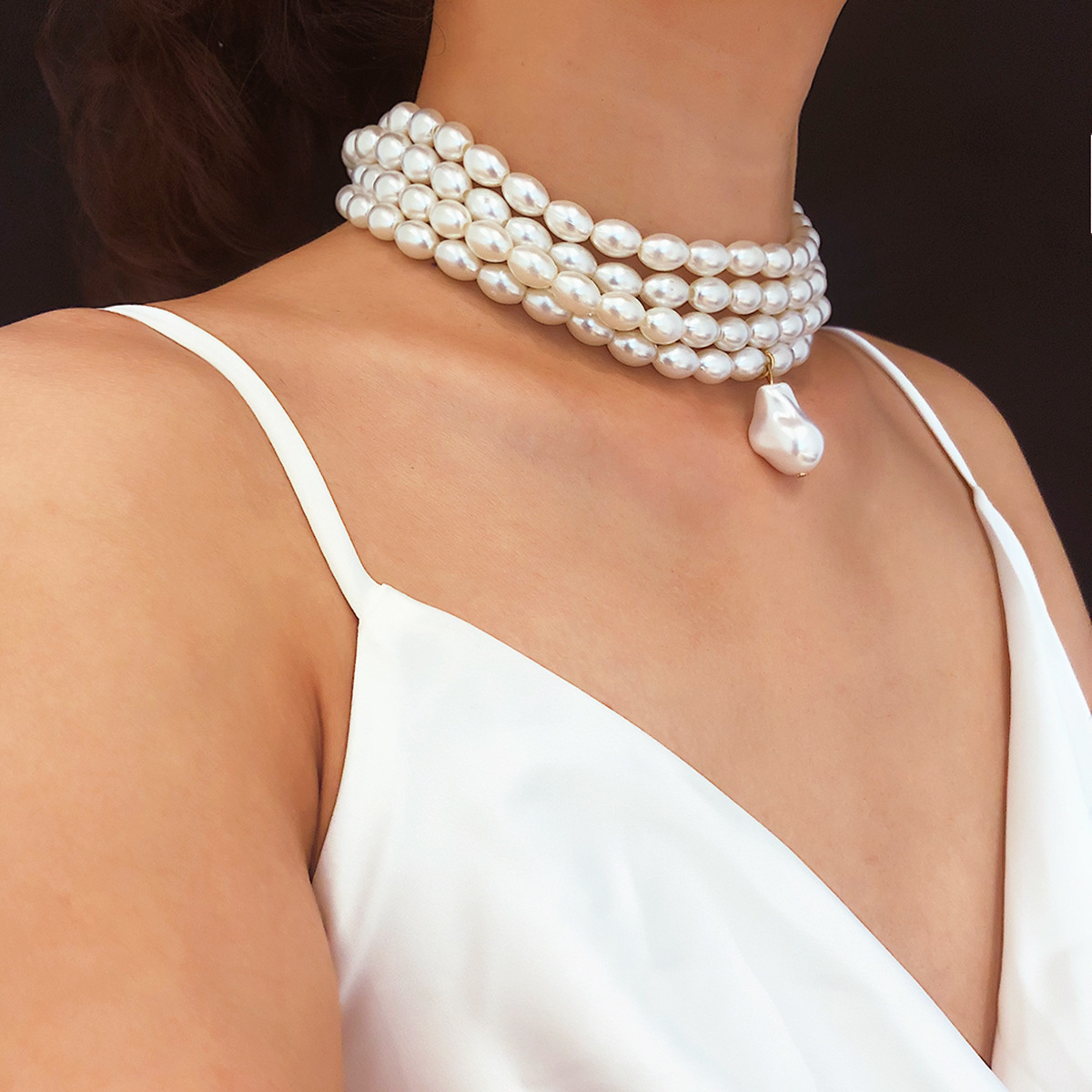 European and American ethnic style personalized mixed and matched handcrafted necklaces, multi-layered irregular-shaped pearl rice beads collarbone necklace choker details Picture