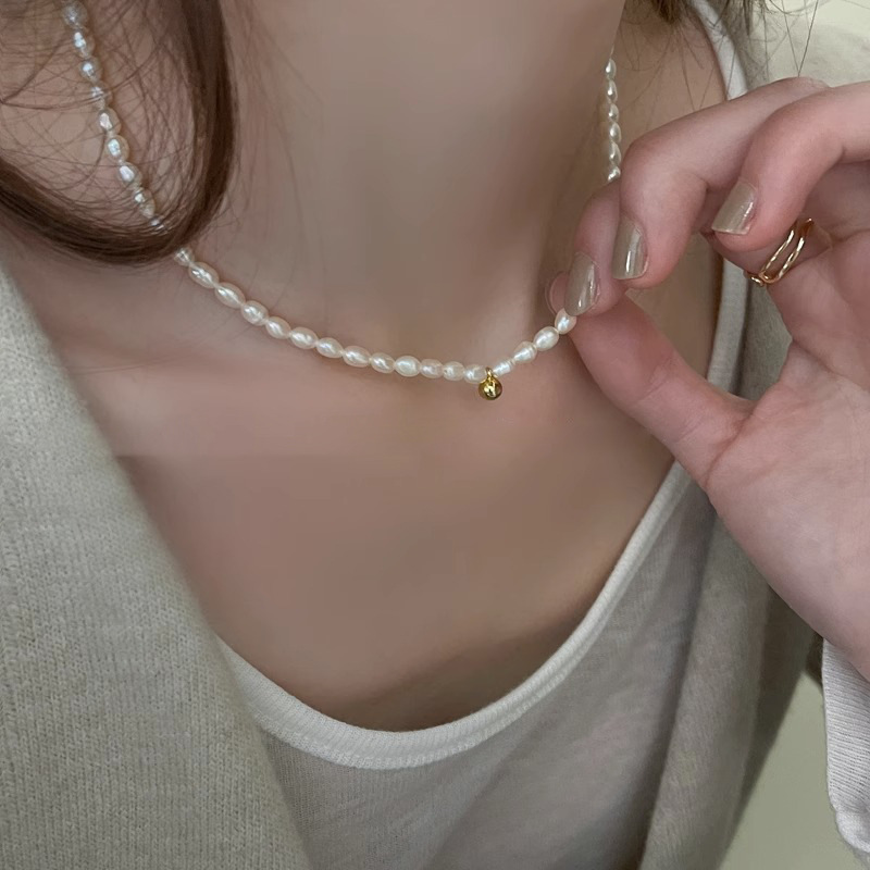 Baroque necklace, pearl bell, fashionable, light luxury, niche necklace, collarbone chain, Internet celebrity, 2023 new style for women details Picture