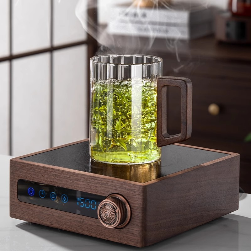 Factory wholesale transparent striped glass cups, light luxury and simple wooden handle green tea cups, home and office drinking cups for entertaining guests Application Scenario
