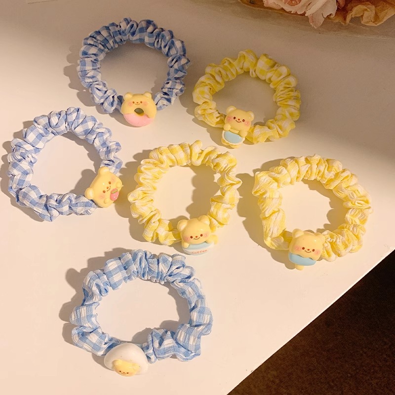 Cute cartoon bear hair band for girls, sweet and childlike, student headband, girlish heart, versatile, small intestine band, no damage to hair, elastic band Specification drawing