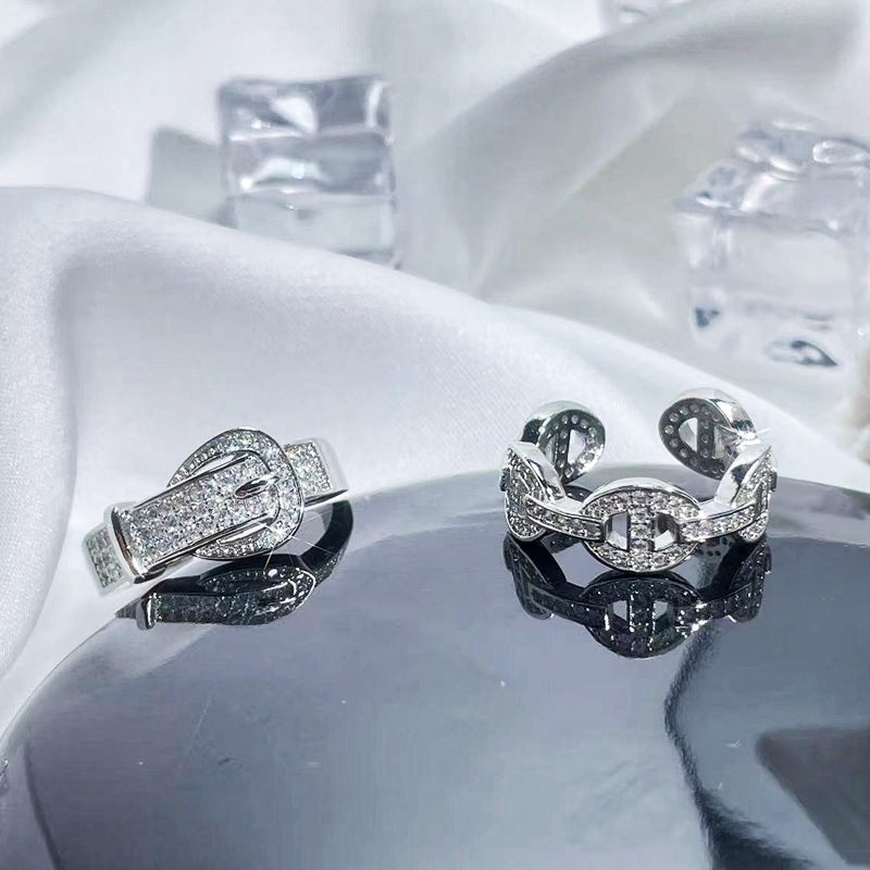 Sweet and cool pig nose belt buckle, full of diamonds, elegant open ring, feminine cold style, exquisite temperament, fashionable and versatile ring full figure