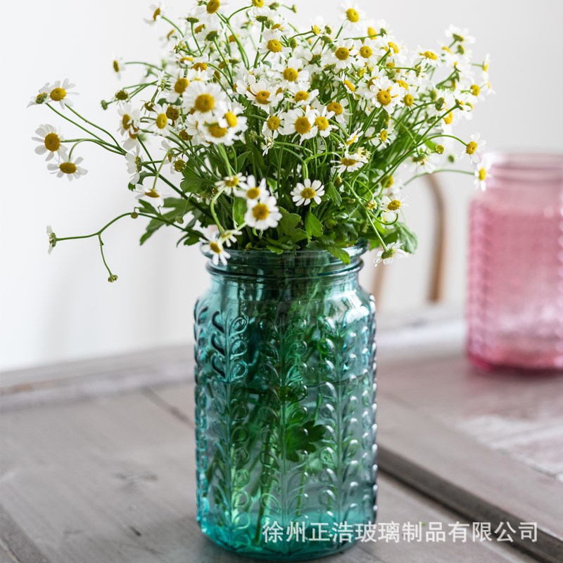 Nordic light luxury ins retro engraved table ornaments, glass vases, flower vases, American open-mouthed dry vases Application Scenario