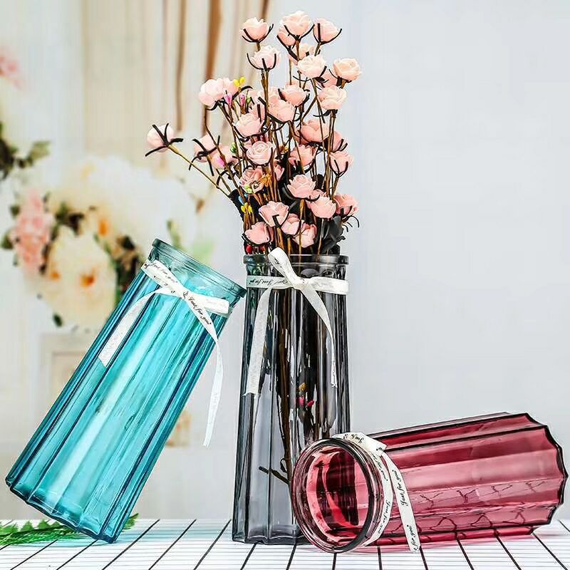 Wholesale of Nordic lucky bamboo glass vases, home decorations, vase ornaments, living room dining tables, dried flowers and flower arrangements from the manufacturer Application Scenario
