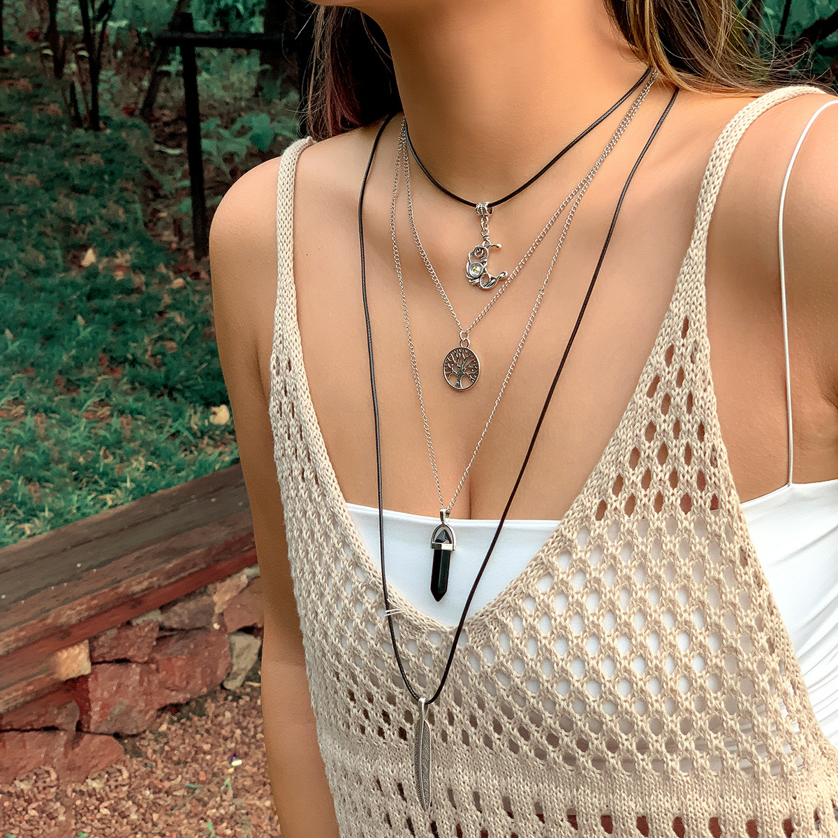 European and American cross-border jewelry, ethnic style colorful beaded long sweater chain, niche imitation crystal stacked star and moon necklace Application Scenario