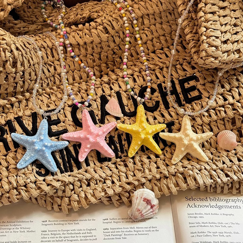 Dopamine long beaded starfish necklace for women, an exaggerated yellow collarbone chain accessory with a summer seaside and island vacation style Application Scenario