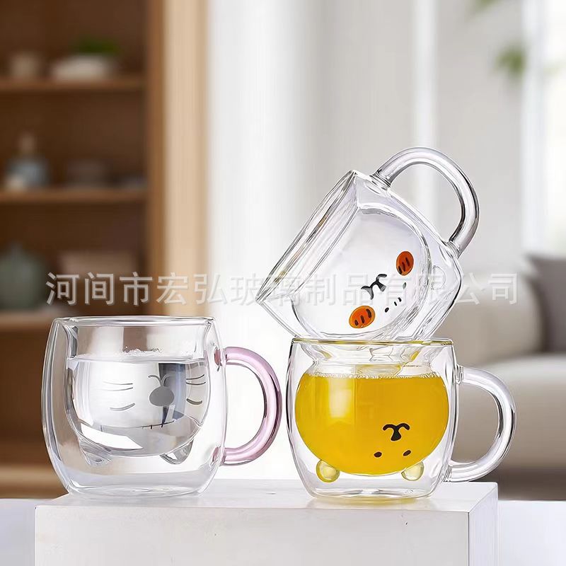 High-quality transparent glass cartoon bear cups, various styles of milkshake desserts, milk cups, and household glass double-layered cups full figure