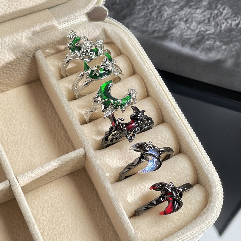 Punk dark thorns moon-wrapped open ring for women's Instagram gender-neutral style, unique and exquisite index finger ring full figure