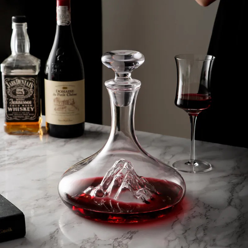 Creative iceberg wine decanter, light luxury high-end cinched waist and large belly wine divider, commercial high-appearance level grape wine divider details Picture