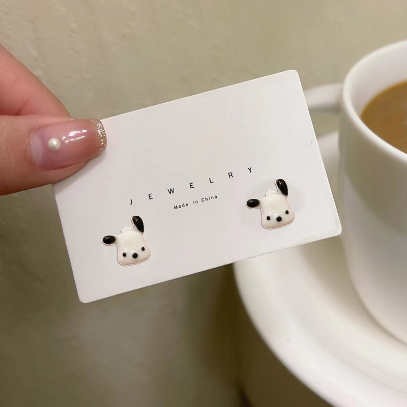 Cute and versatile Hapa dog stud earrings for girls, simple and small cartoon niche design earrings, cute girl earrings details Picture