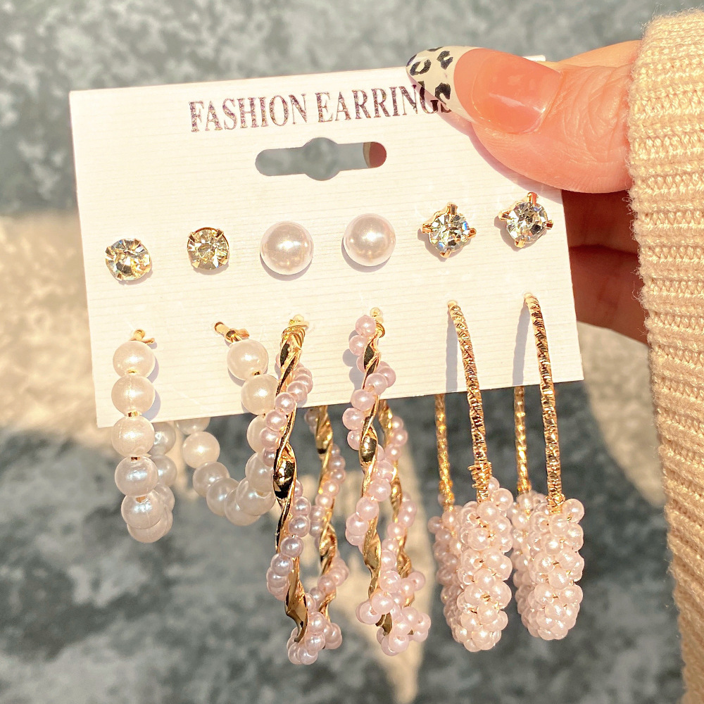 Korean jewelry world AliExpress cross-border pearl C-shaped earrings, triangular stud earrings, diamond-encrusted earrings, round set earrings Specification drawing