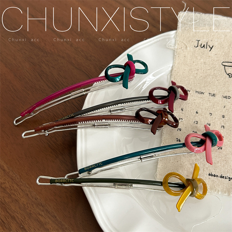 High-end bow tie at the back of the head, horizontal clip, Korean-style ins hair clip, semi-tied hair clip, high-end hair accessory for women Specification drawing