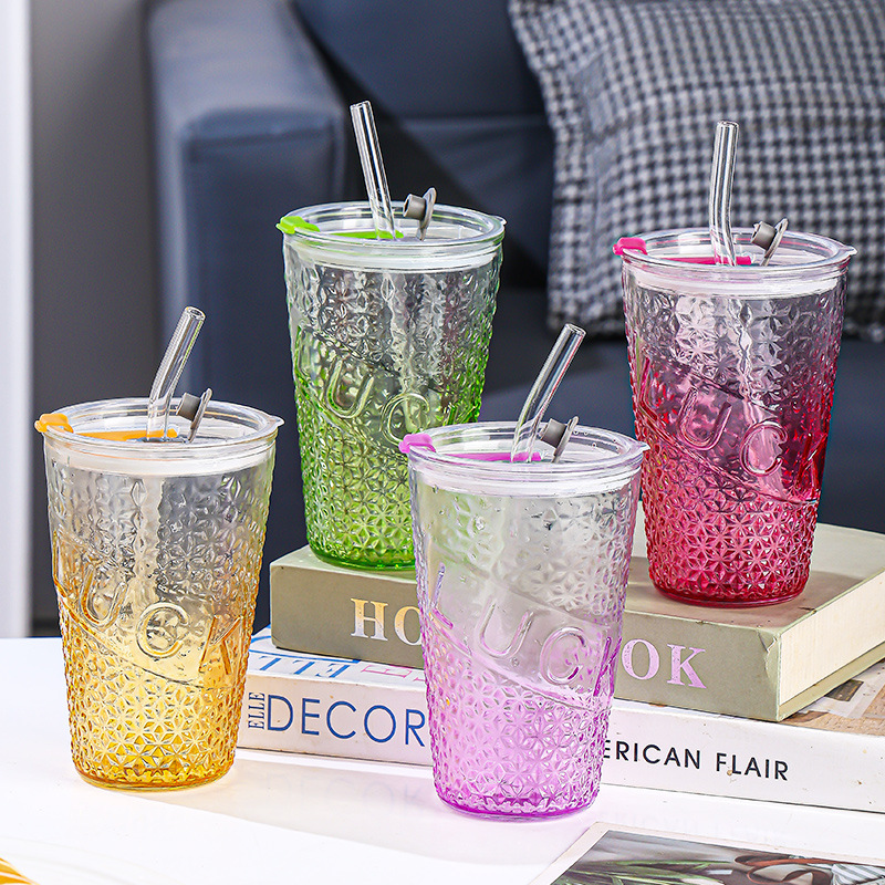 Summer 460ml large-capacity water cup with gradient color embossed pattern straw cup, ground promotion event opening glass gift cup Application Scenario
