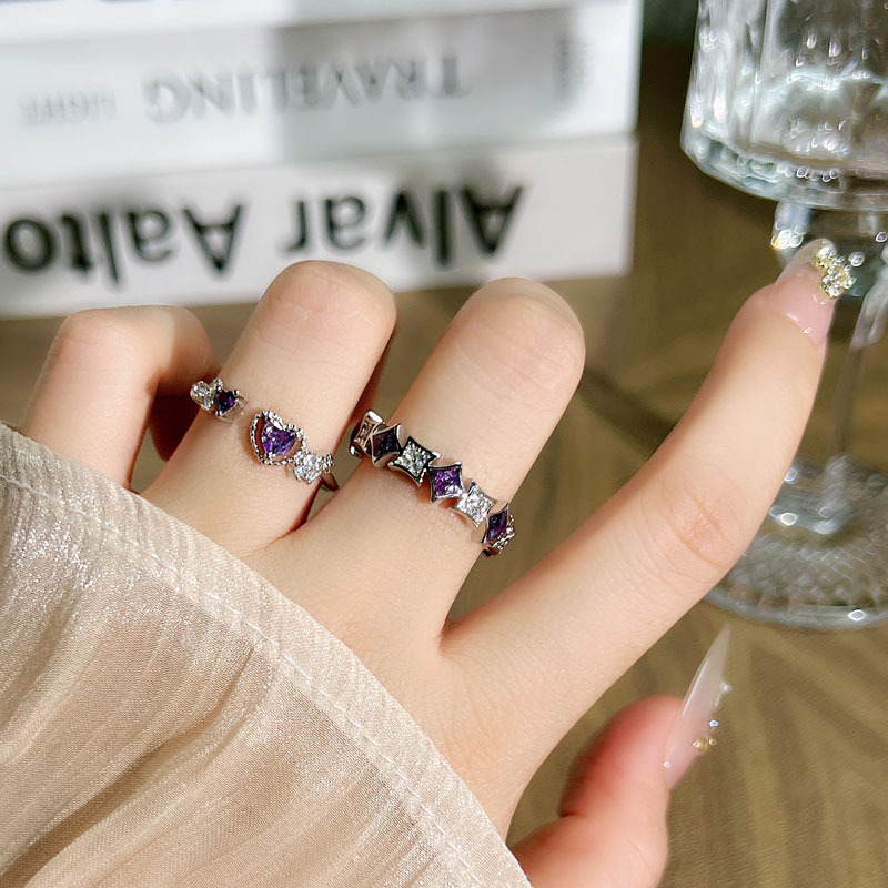 Sweet and cool charm purple rose sparkling star open ring, women's heart purple diamond simple, fashionable and niche design index finger ring full figure