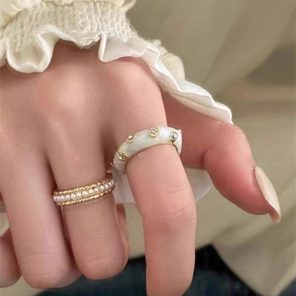 High-end enamel drop glaze pearl ring, a niche design for women, versatile on Instagram index finger ring, elegant and fashionable ring trend details Picture