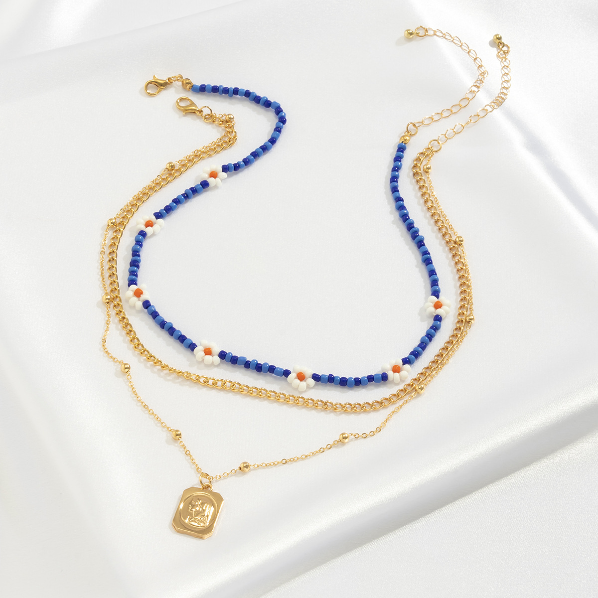 European and American cross-border personalized ethnic style small Daisy beaded colorful necklace, geometric floating engraved square plaque simple necklace for women details Picture