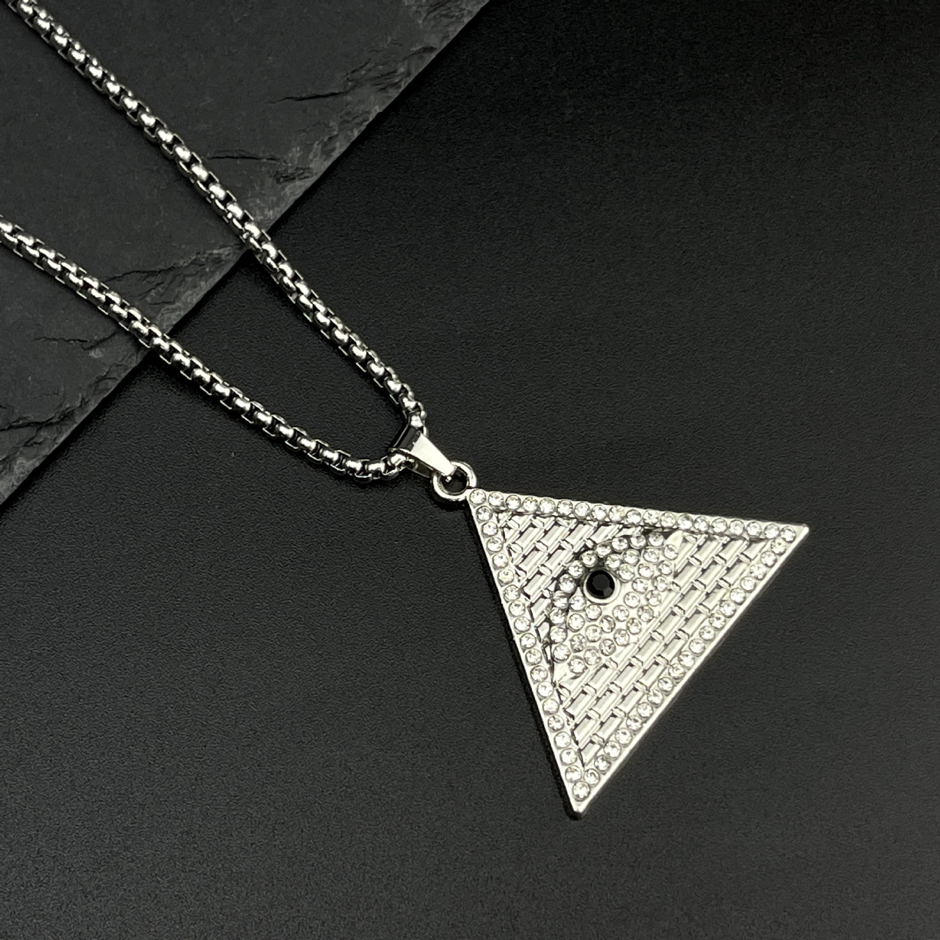 New Middle East cross-border Nazar Eye titanium steel necklace triangular Halal diamond-encruble alloy pendant batch Specification drawing