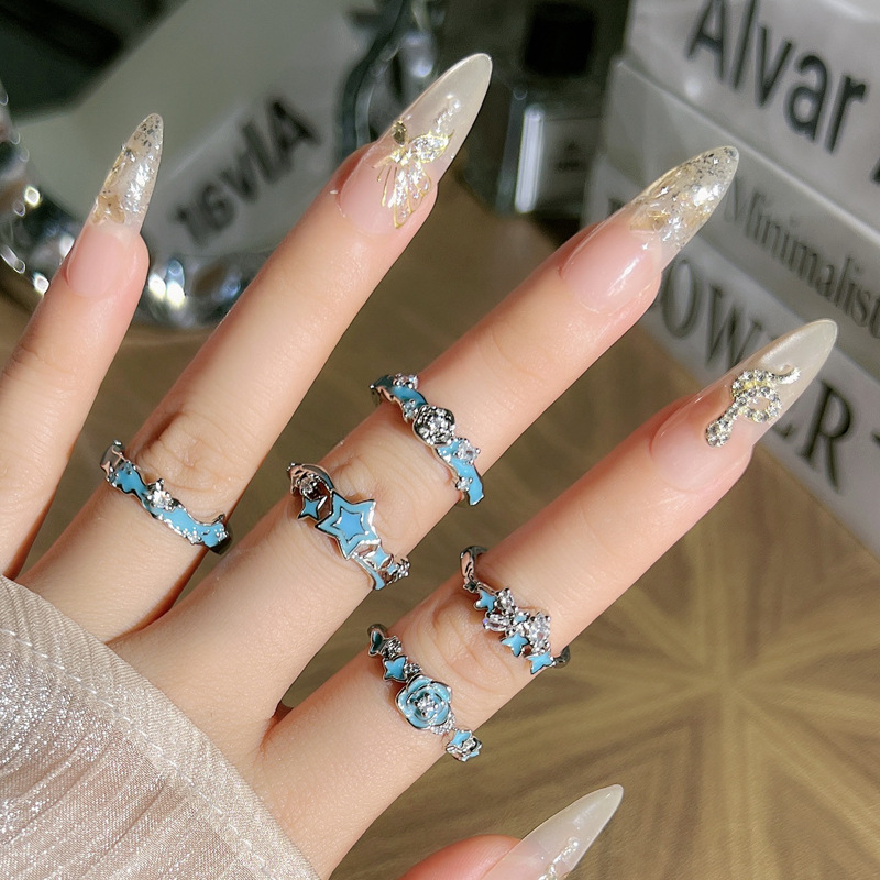 ins minimalist star flower luminous rose drip glaze ring, a light luxury and niche design for a couple's ring details Picture