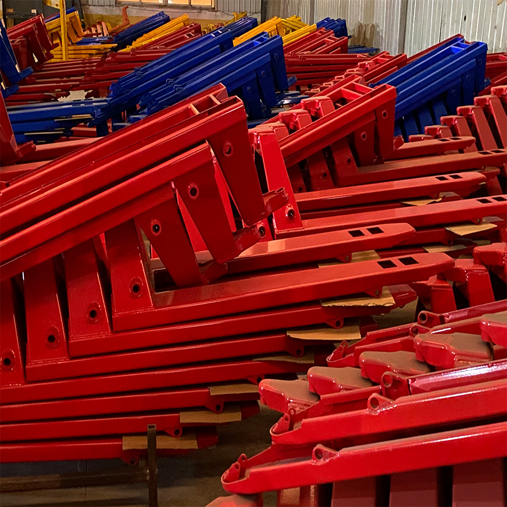 Factory direct sales of Gongyou Di Niu hydraulic parts, forklift frames, handling vehicle frames, Di Niu vehicle frames, manual forklift frames Application Scenario