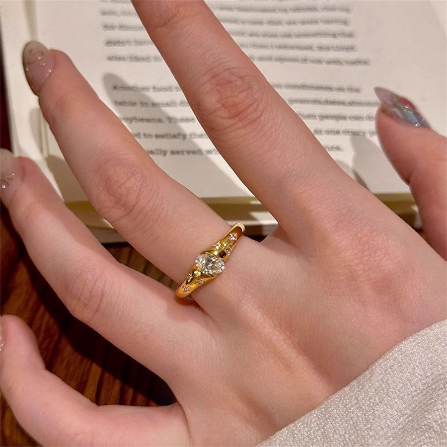 vintager vintage planetary ring for women, a light luxury and high-end index finger ring with a niche design and adjustable opening full figure