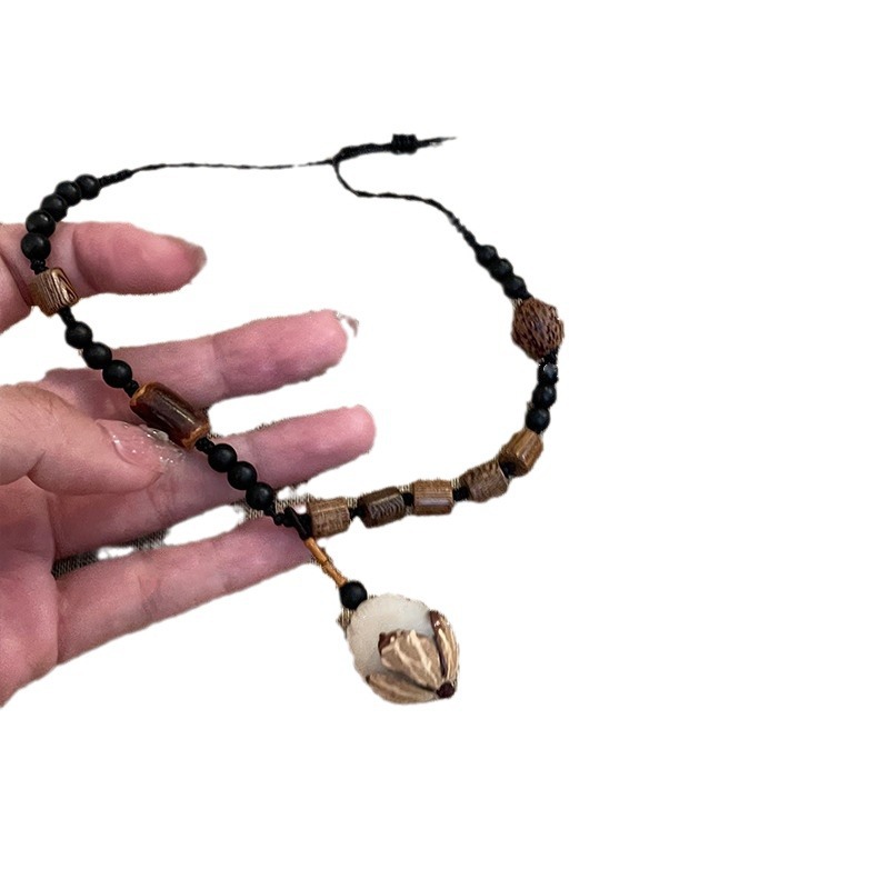 National style Zen wood bead bead ethnic style necklace, new Chinese style retro long necklace, ancient style collarbone chain, women's sweater chain Item Picture