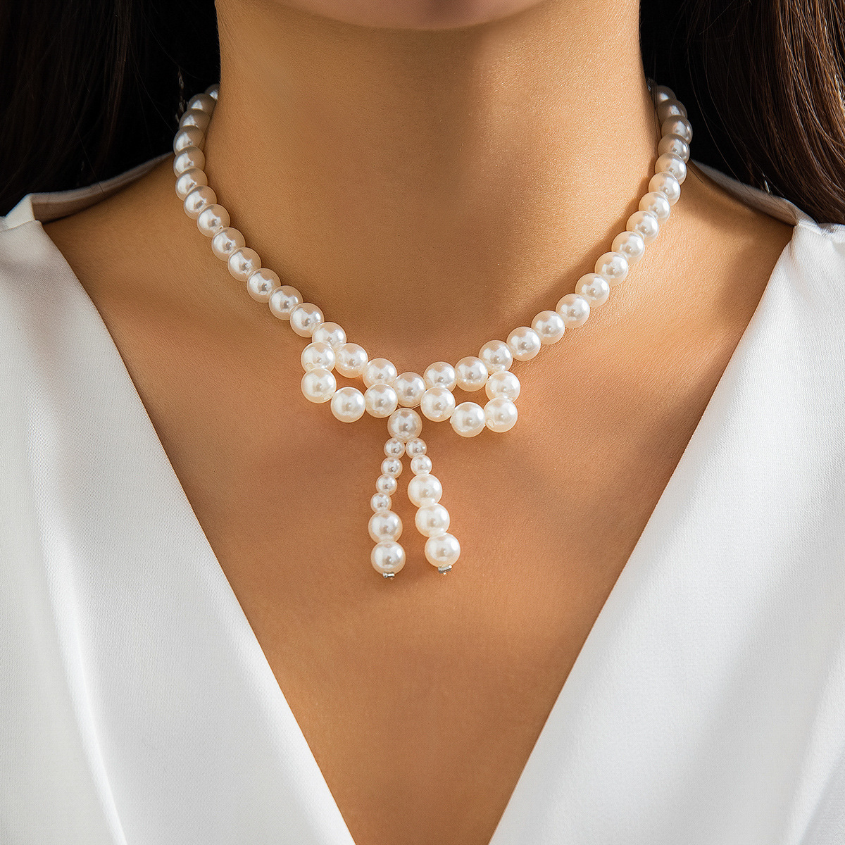 European and American cross-border best-selling French bow choker versatile necklace, foreign trade beaded jewelry, pearl imitation necklace full figure