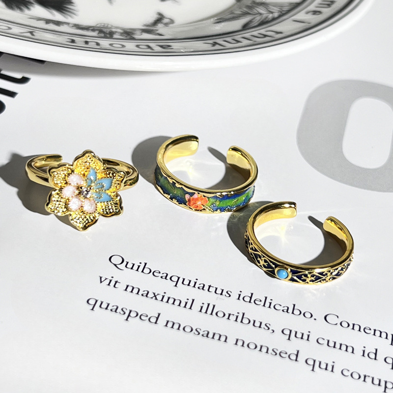 New Chinese-style retro flower enamel gradient color fashion ring, feminine, light luxury, high-end, sweet and cool index finger ring Specification drawing