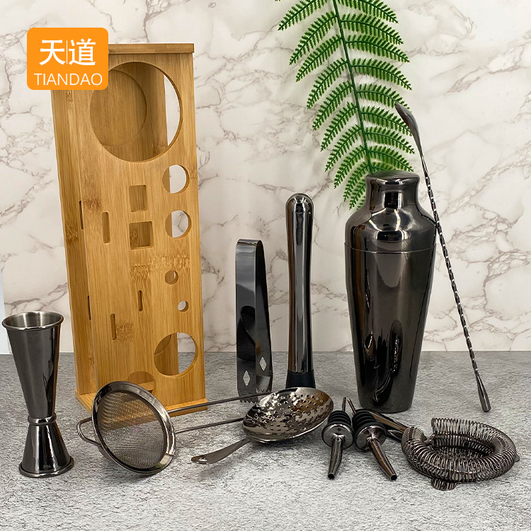 Cocktail tool set, bamboo and wood frame base cocktail shaker complete set, 304 stainless steel bar wine utensils, tools and supplies Specification drawing