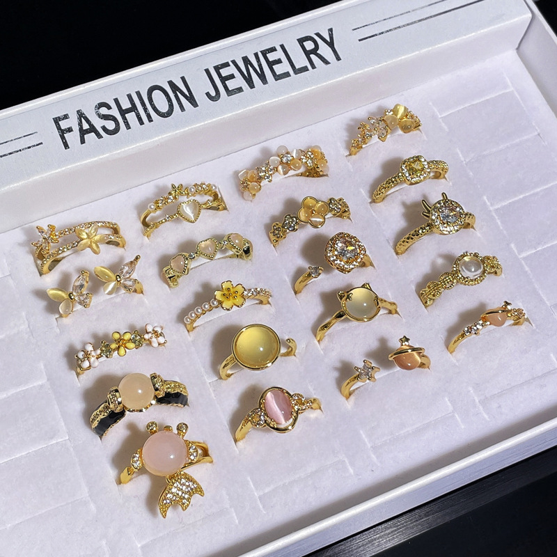 Exquisite, sweet and cool design, floral butterfly geometric opening ring, feminine cold style, niche Internet celebrity index finger ring full figure