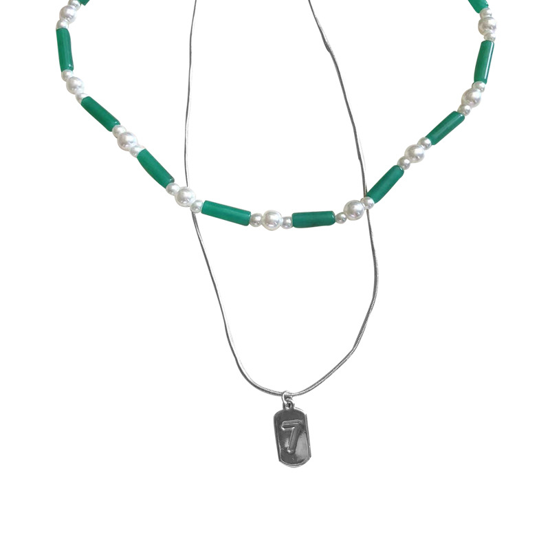 Niche design sense, glass beaded pearl necklace, women's lucky number 7 pendant, collarbone chain, neck chain accessory Item Picture