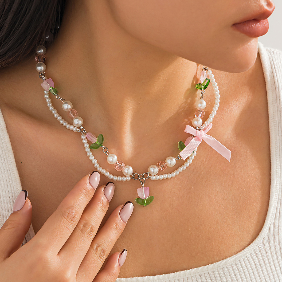 European and American cross-border jewelry sweet acrylic strawberry pendant Necklace country-style pearl string Necklace details Picture