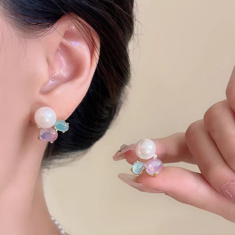 "Rainbow Candy" sweet pearl Stud earrings 2025 New style elegant and stylish spring and summer simple earrings and earrings full figure