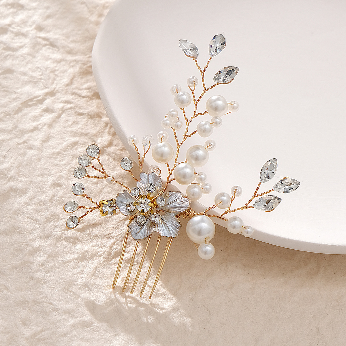 European and American cross-border accessories, handcrafted pearl hair combs, Children's Day performance, alloy rhinestone children's headwear, flower arrangement combs for girls full figure