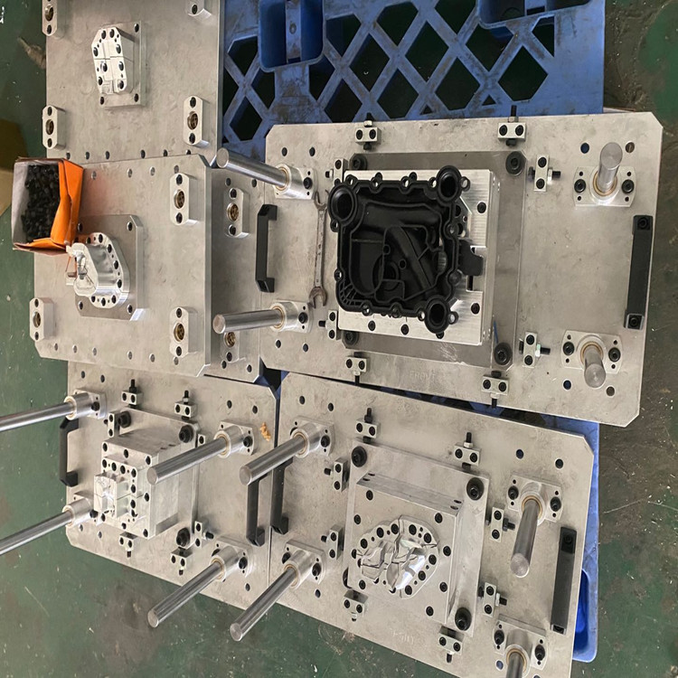 Direct sales from the manufacturer of vibration friction welding machine molds, plastic storage boxes, friction machine molds, and car lamp fixtures details Picture