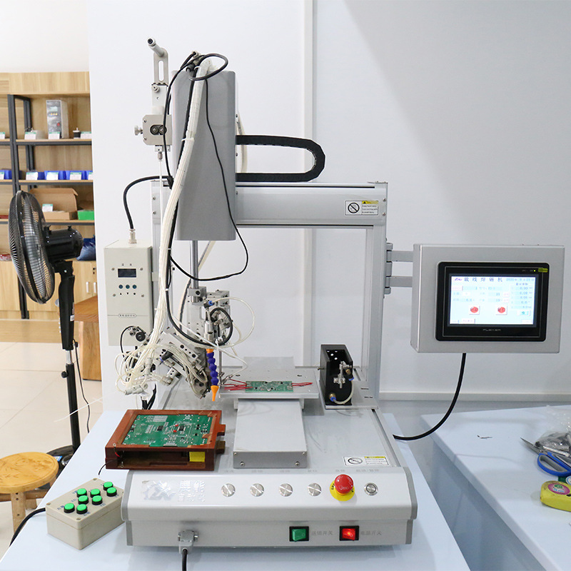 Fully automatic wire soldering machine ZN-HXJ automatic wire soldering machine, small soldering machine, automatic wire soldering machine, foot-operated wire soldering machine Application Scenario