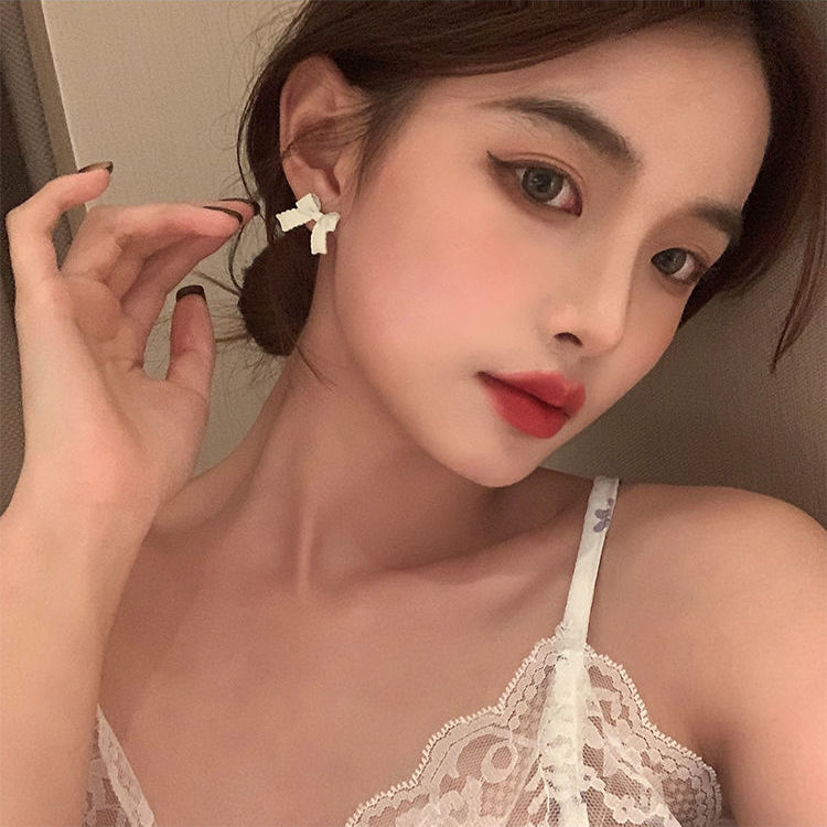 Bow stud earrings for women's summer 2025 new trendy texture earrings, simple and niche design sense earrings details Picture