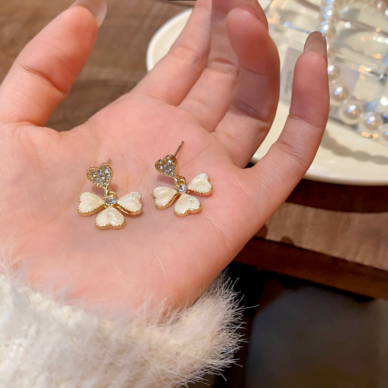 S925 Silver Needle Fresh and Delicate Flower Earrings, versatile and high-end tassel stud earrings, best-selling heart-shaped earrings wholesale Specification drawing