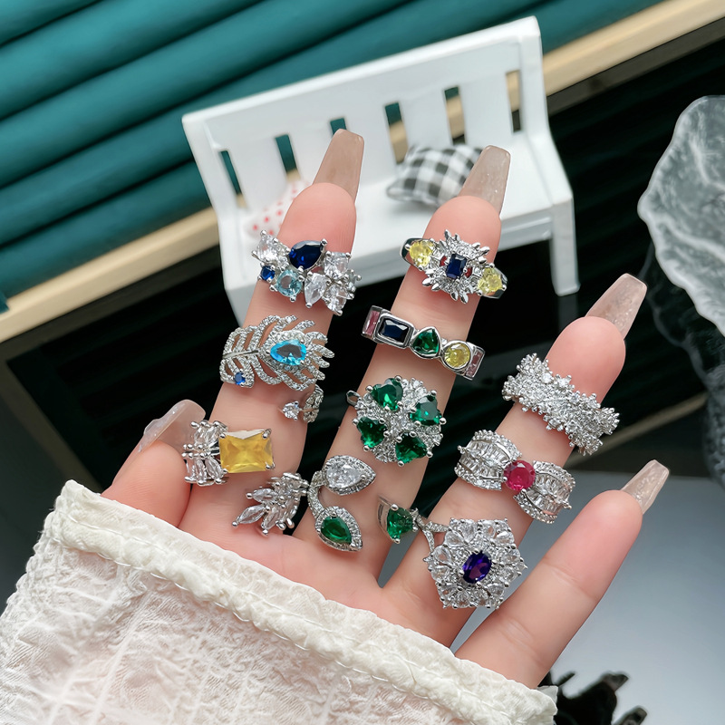 The imitation colored gemstone series of color diamond light luxury open ring, a cold and elegant female style, a cross-border fashion and high-end exquisite ring from Europe and America details Picture